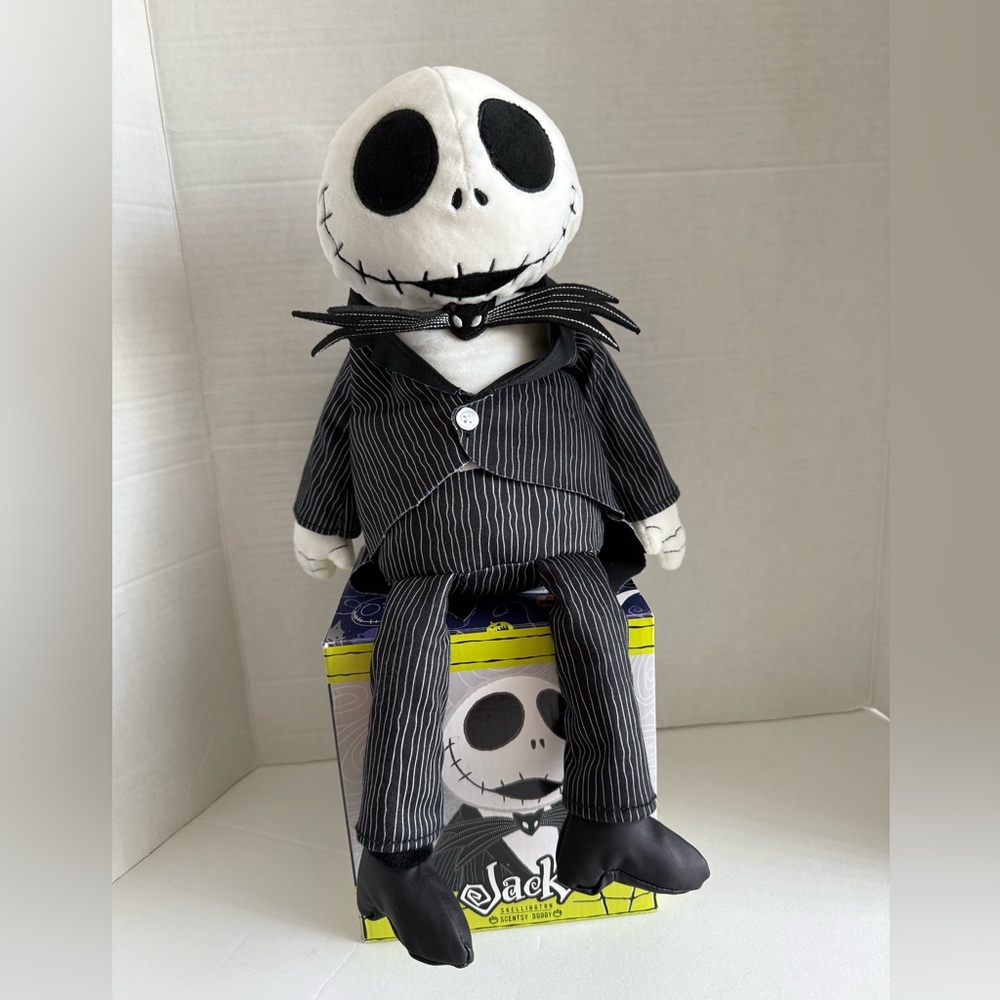 Scentsy Buddy Jack Skellington Nightmare Before Christmas Disney Plush 16’.
